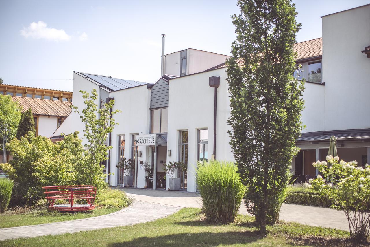 באד פיסינג Hotel Und Appartementhof Waldeck מראה חיצוני תמונה